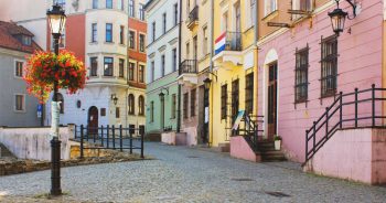 Ile kosztuje transport mebli z Lublina