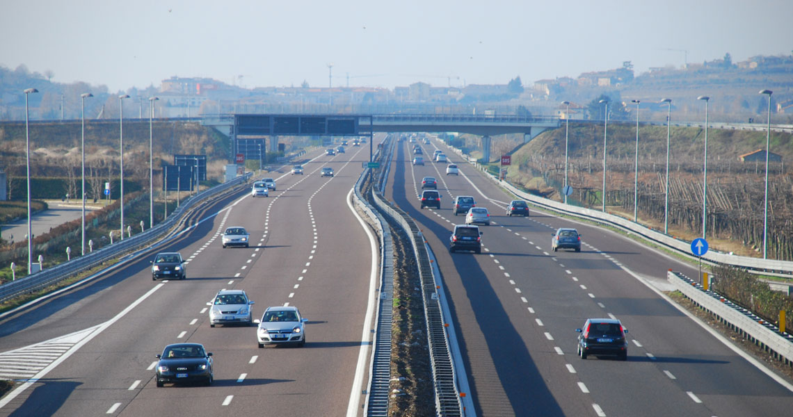 Ile kosztuje transport samochodu z Włoch